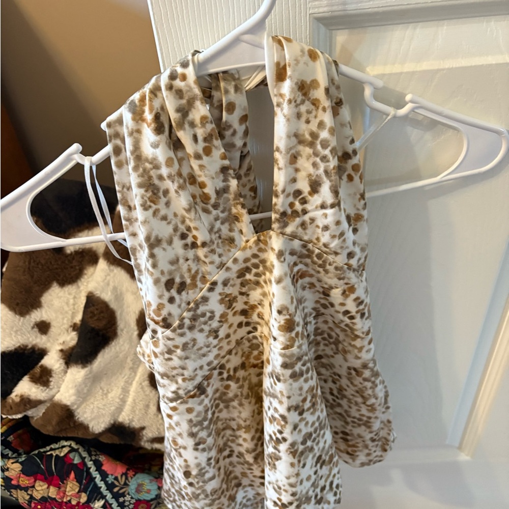 Banana Republic Brown and Cream Sleeveless Cut Out Tank Top